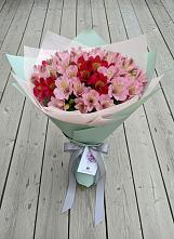Букет цветов из:  Альстромерии в Павловском Посаде