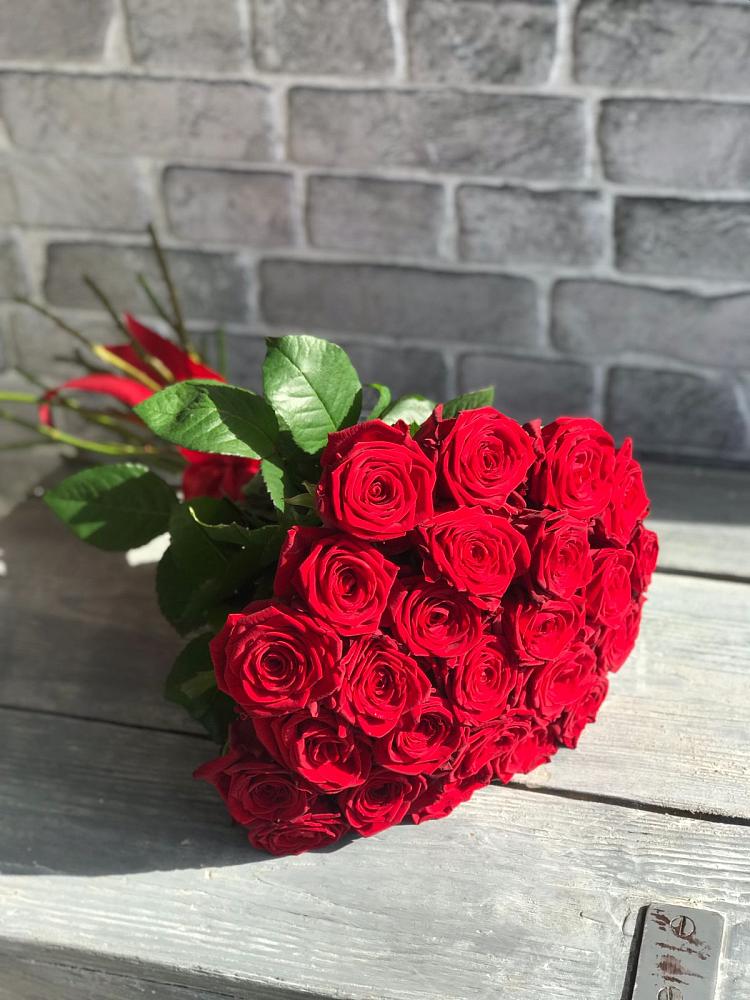 Букет Красные розы Фридом в Павловском Посаде