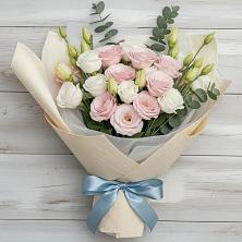 Букет цветов из:  Лизиантусы в Павловском Посаде