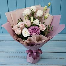 Букет цветов из:  Розы и Лизиантусы в Павловском Посаде