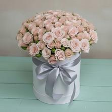 Цветочная композиция из Розы в шляпной коробке в Павловском Посаде