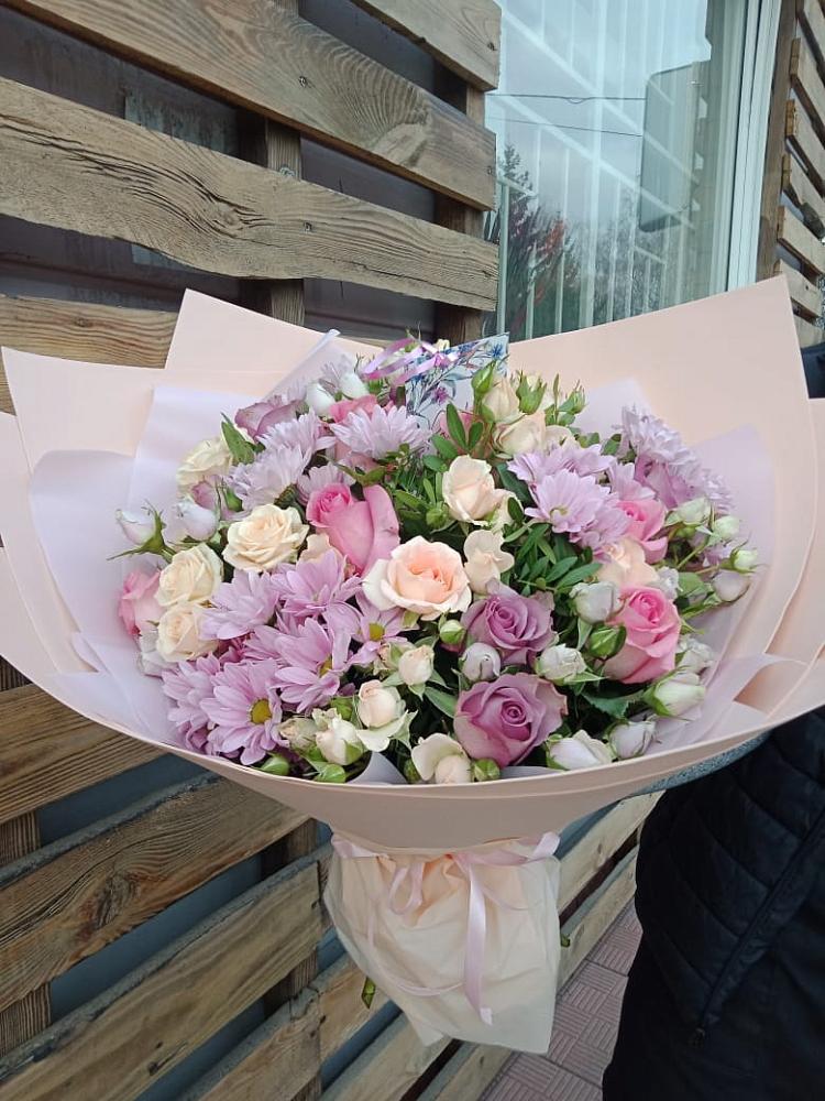 Букет цветов из: Розы и Хризантемы в Павловском Посаде