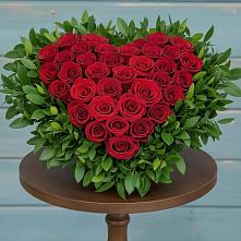 Цветочная композиция из Розы в виде сердца #REPLACE_PRED# Павловском Посаде