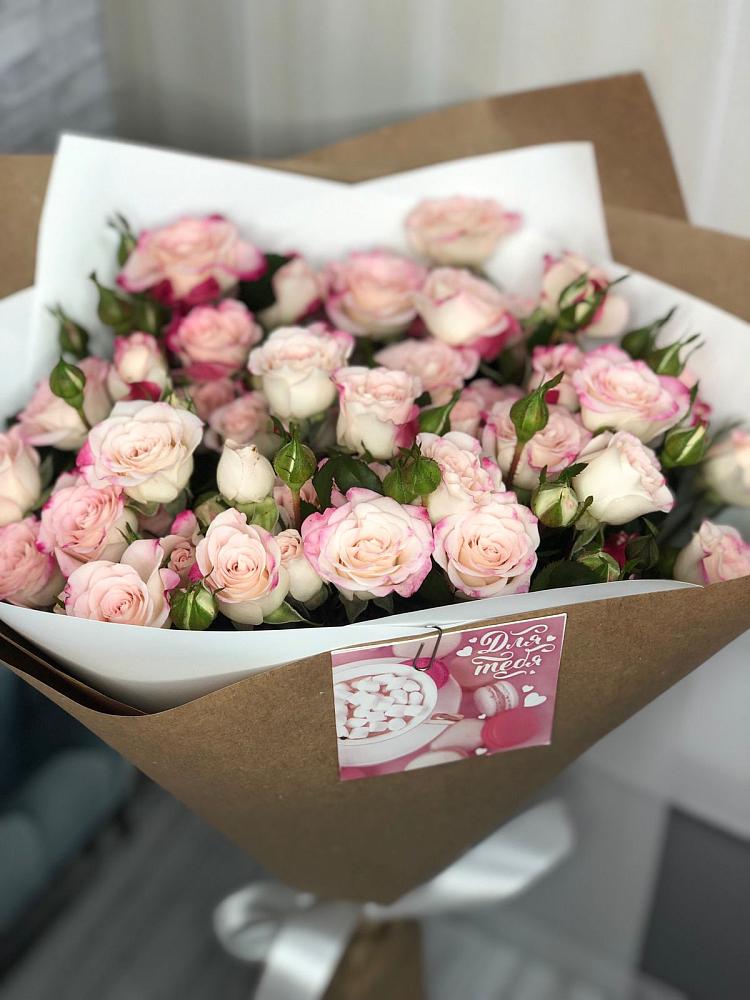 Букет цветов из: Розы в Павловском Посаде