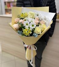 Букет цветов из:  Альстромерии, Розы и Хризантемы в Павловском Посаде