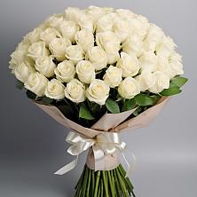 Букет 101 беля роза Белоснежка в Павловском Посаде