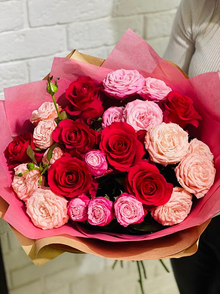 Букет цветов из: Розы в Павловском Посаде