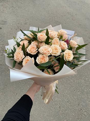 Букет Кремовые розы Латте в Павловском Посаде