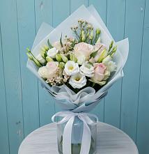 Букет цветов из:  Розы и Лизиантусы в Павловском Посаде