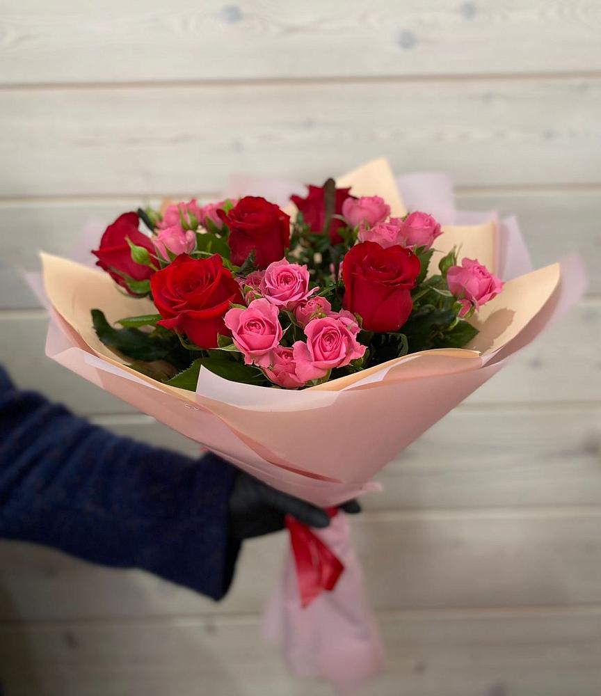 Букет цветов из: Розы в Павловском Посаде