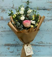 Букет цветов из:  Розы и Лизиантусы в Павловском Посаде