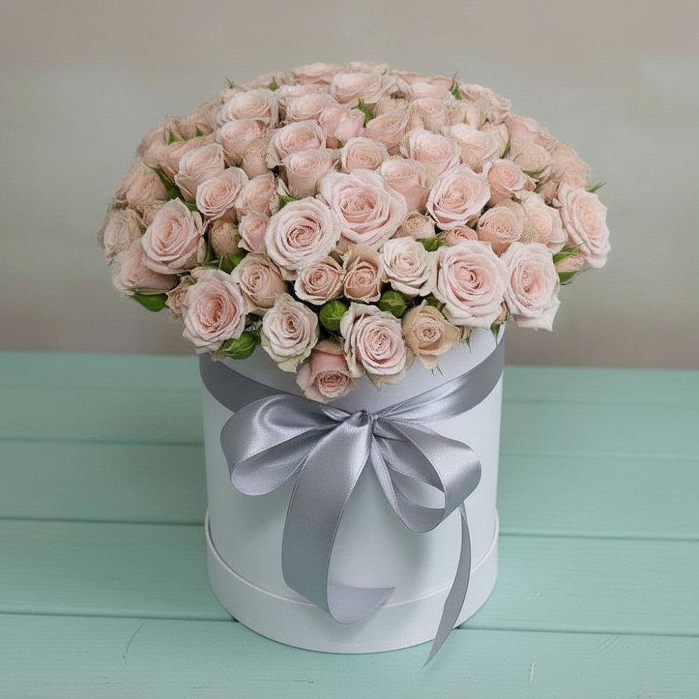 Цветочная композиция из Розы в шляпной коробке в Павловском Посаде